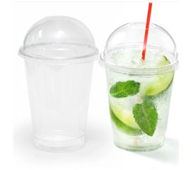 Пластиковые стаканы